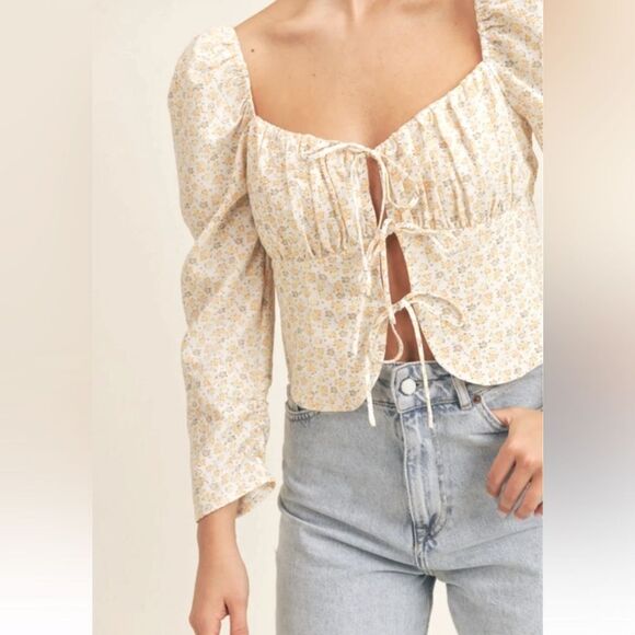 NWT LUSH Brynn front tie top size Small yellow floral - Picture 1 of 9